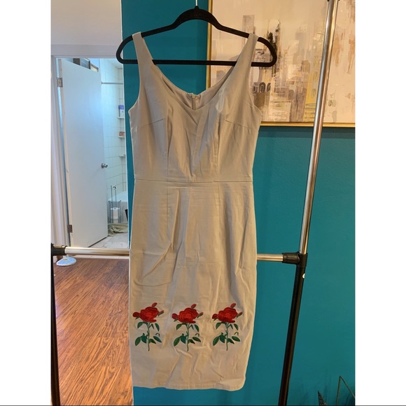 Tatyana Grey wiggle with Rose Border - Picture 1 of 3